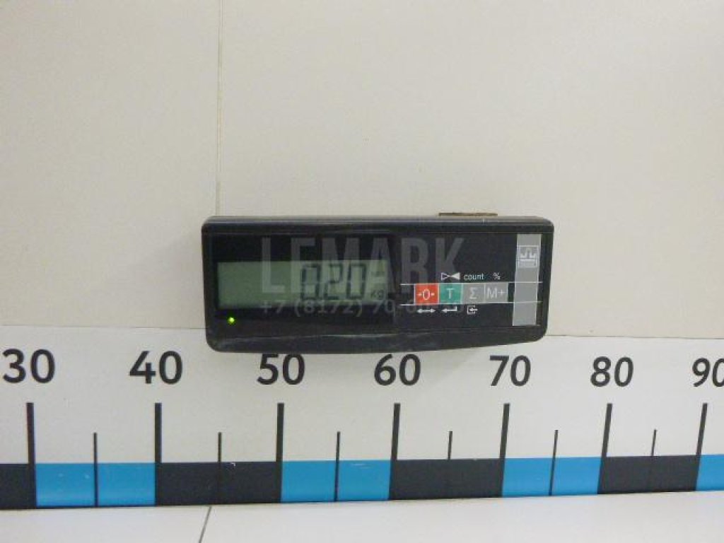 Крючок капота