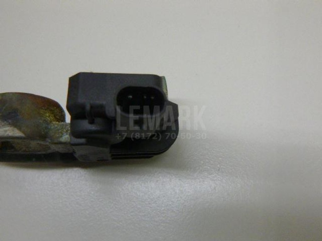 Клемма аккумулятора минус