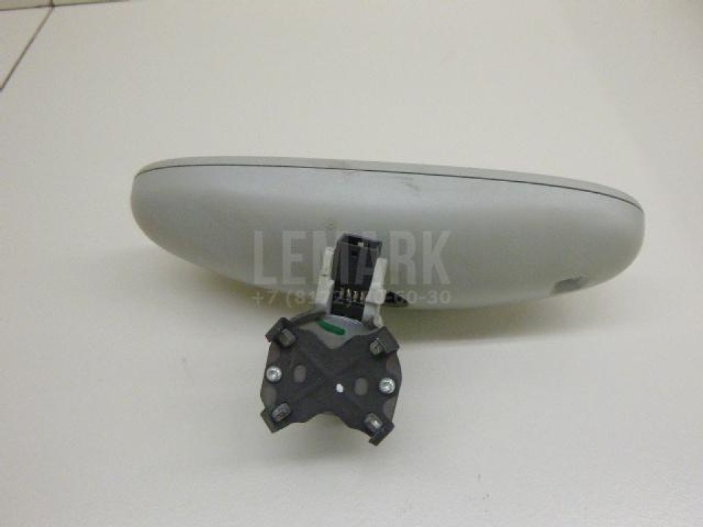 Зеркало заднего вида