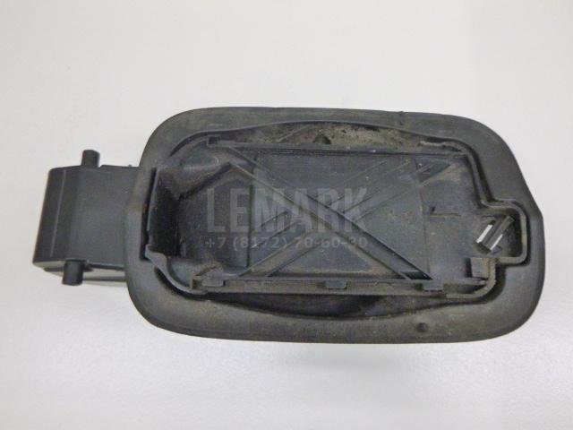 Ниша лючка бензобака