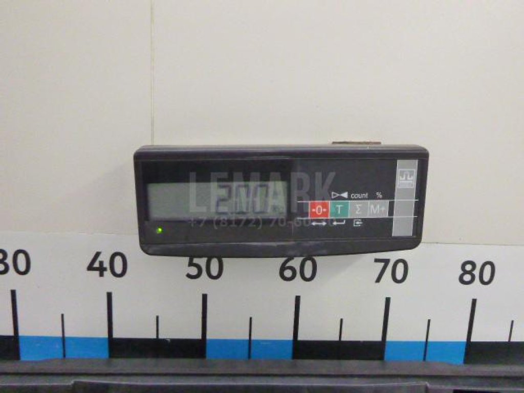 Спойлер (дефлектор) багажника