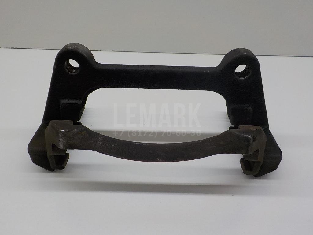 Скоба суппорта переднего левого