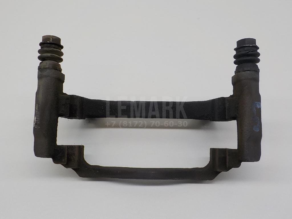 Скоба суппорта переднего левого