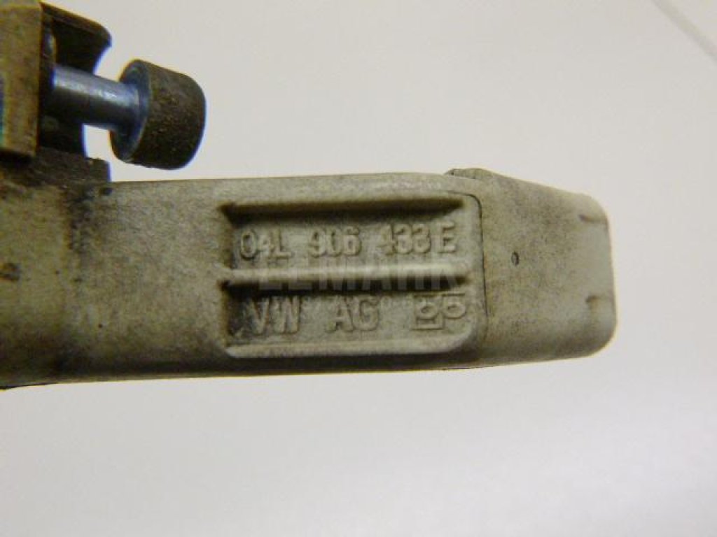 Датчик положения коленвала