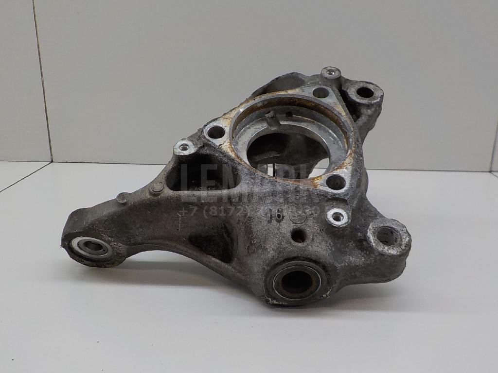 Кулак поворотный передний правый