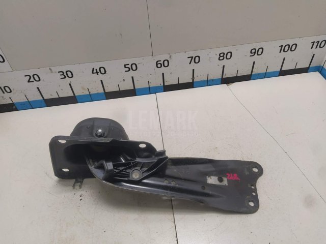 Рычаг задний продольный правый