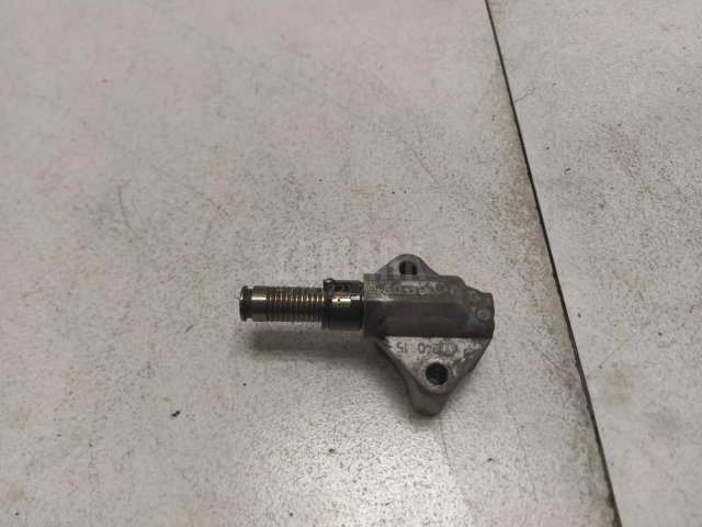 Натяжитель цепи