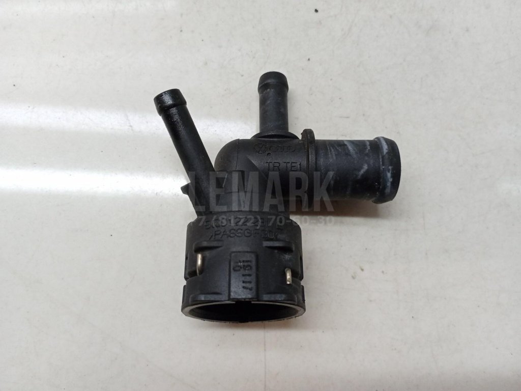 Фланец двигателя системы охлаждения