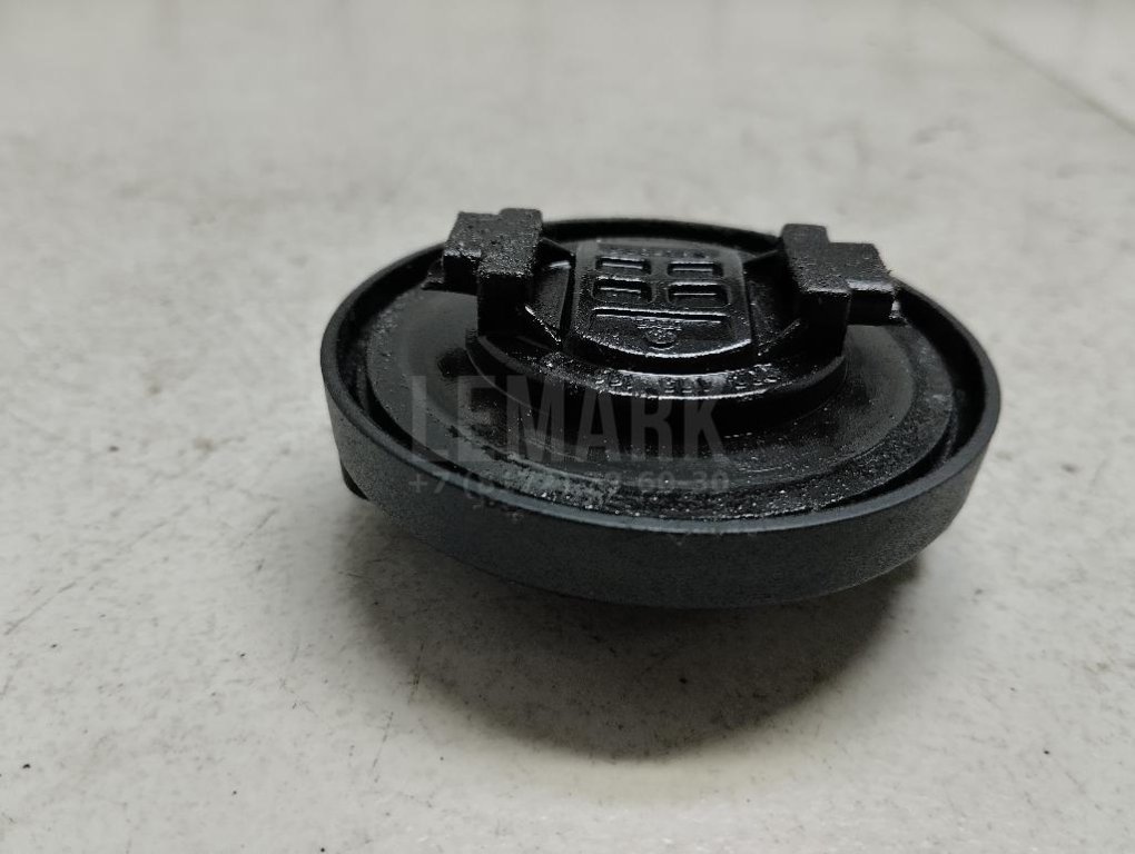 Крышка маслозаливной горловины