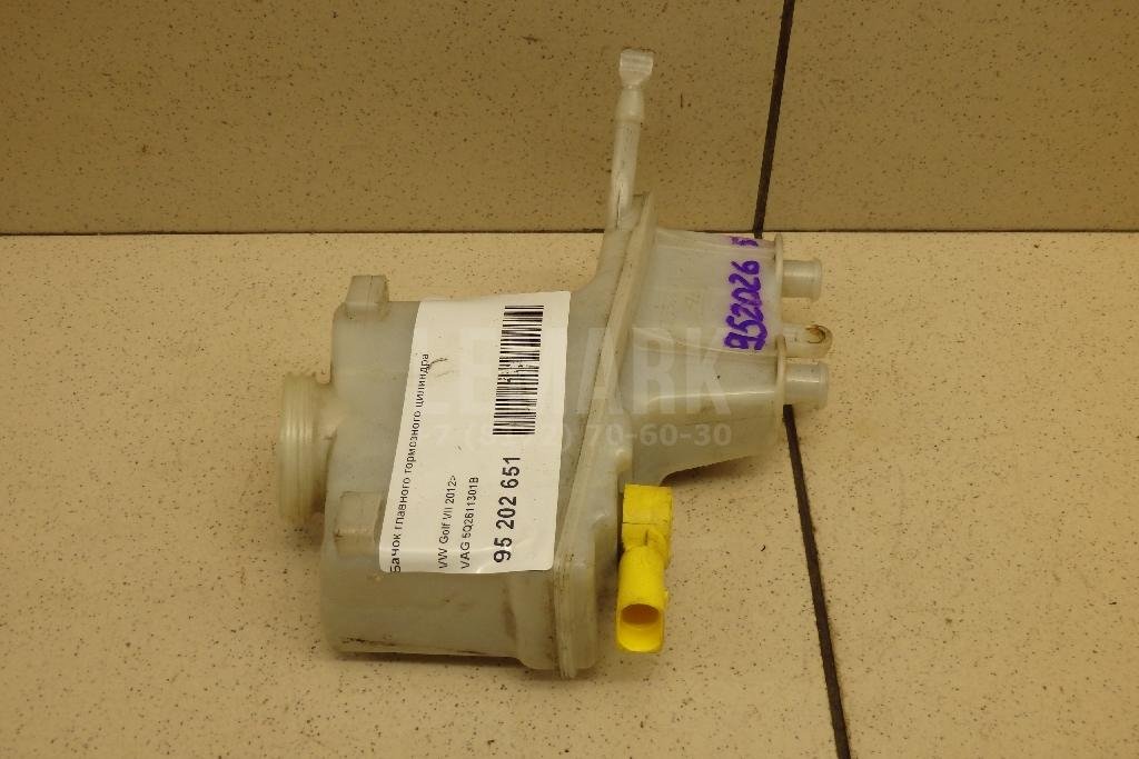 Бачок главного тормозного цилиндра