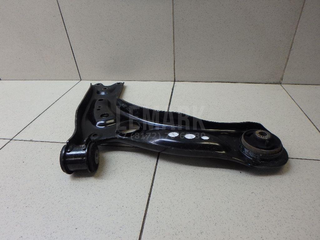 Рычаг передний левый