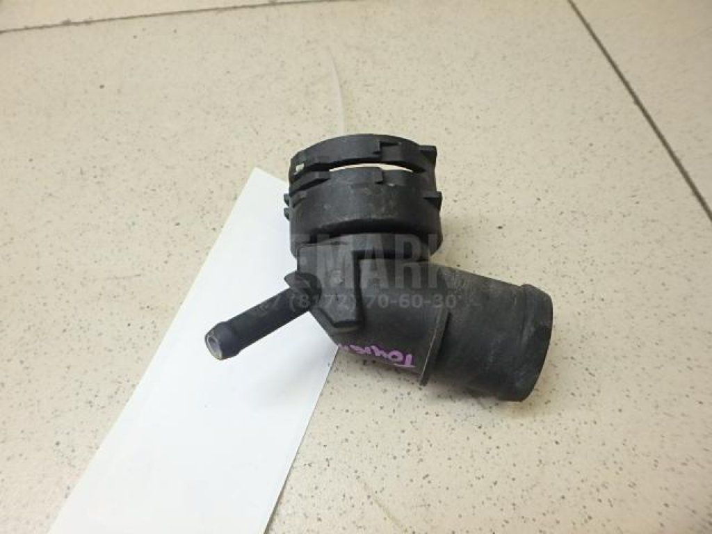 Фланец двигателя системы охлаждения