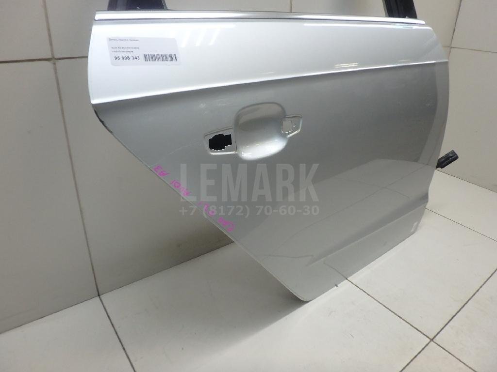 Дверь задняя правая