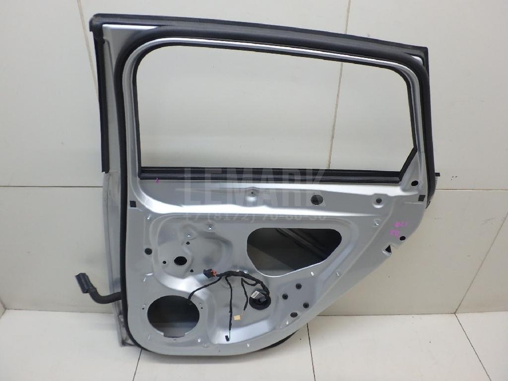 Дверь задняя правая