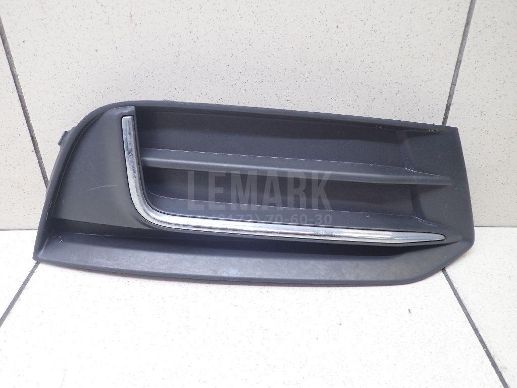 Решетка в бампер правая