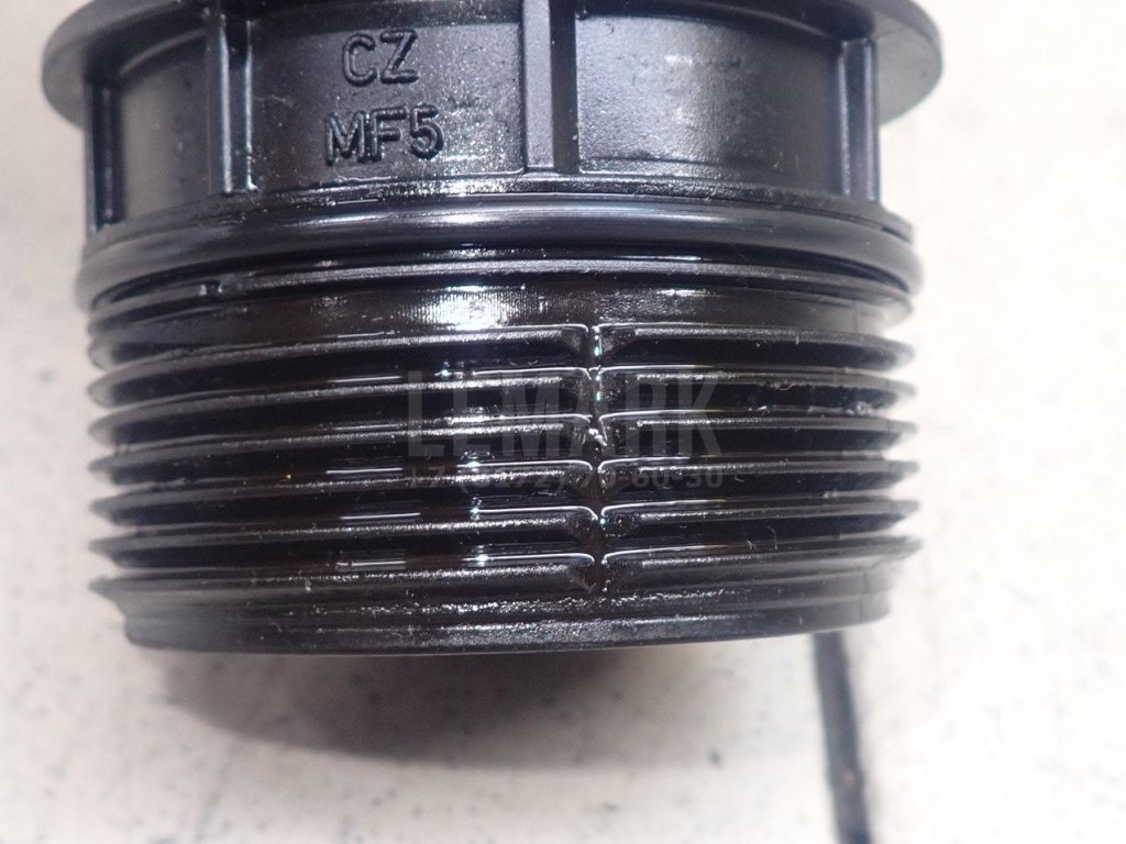 Крышка масляного фильтра