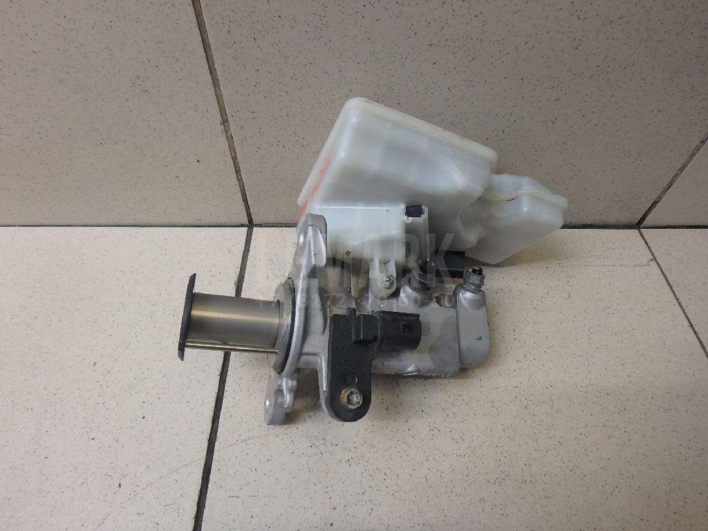 Цилиндр тормозной главный