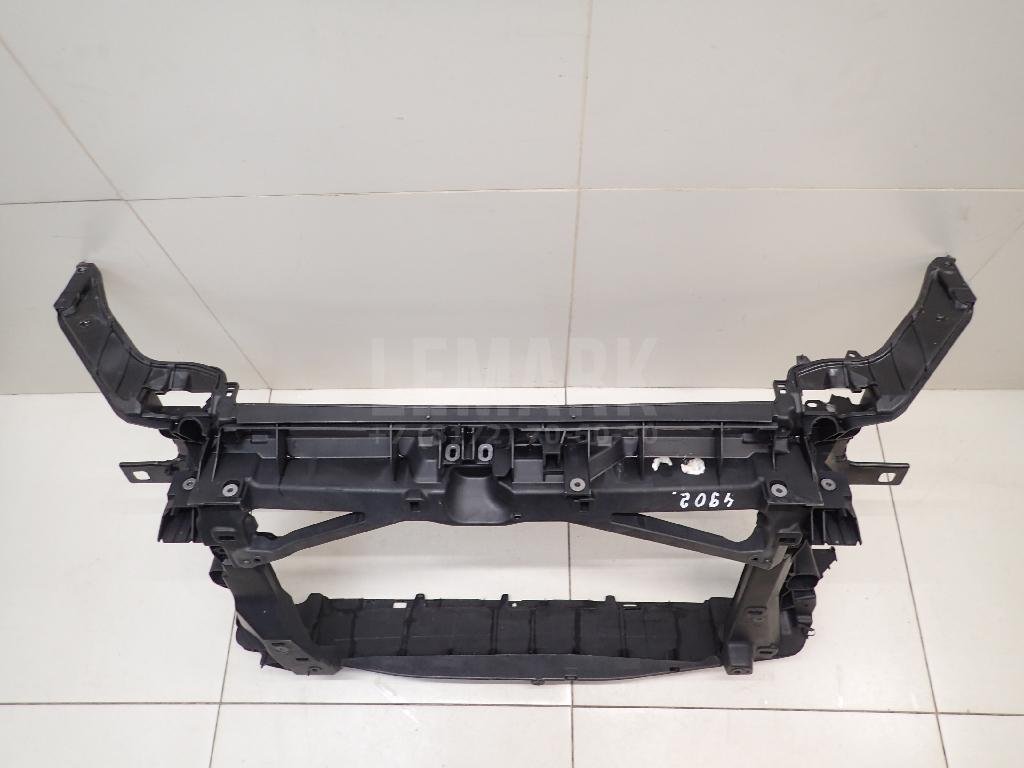 Панель передняя