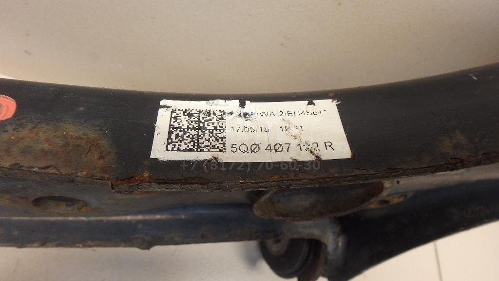 Рычаг передний правый