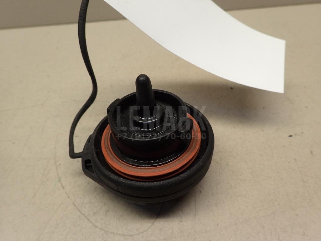 Крышка топливного бака