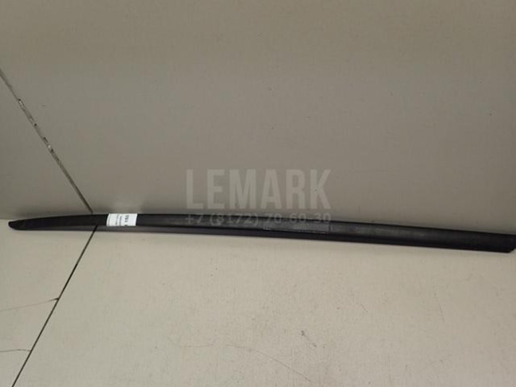 Молдинг лобового стекла