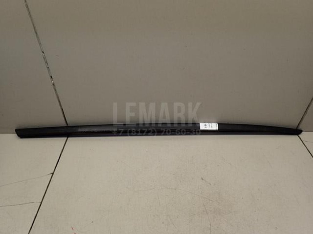 Молдинг лобового стекла