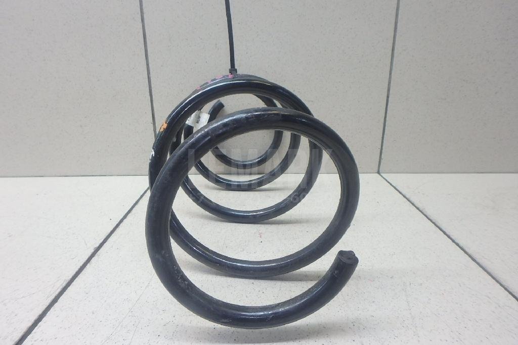 Пружина передняя