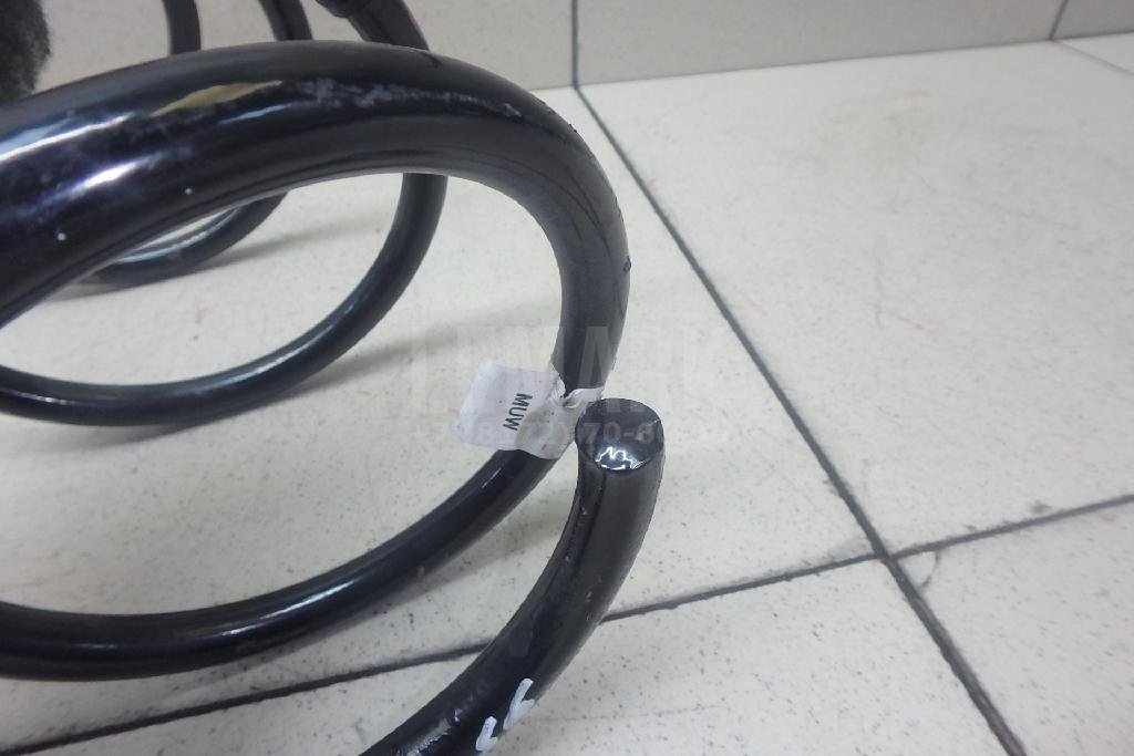 Пружина передняя