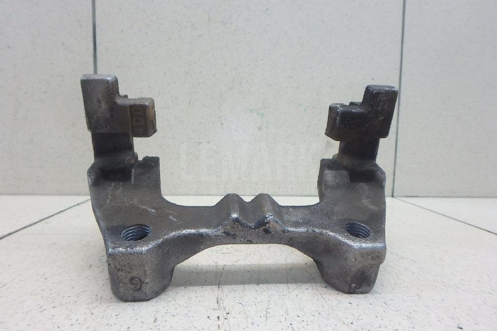 Скоба суппорта заднего