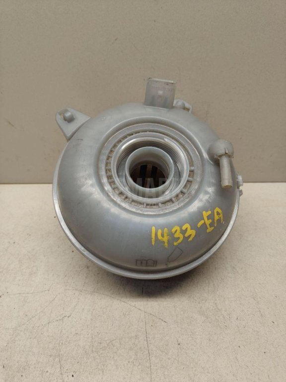 Бачок расширительный