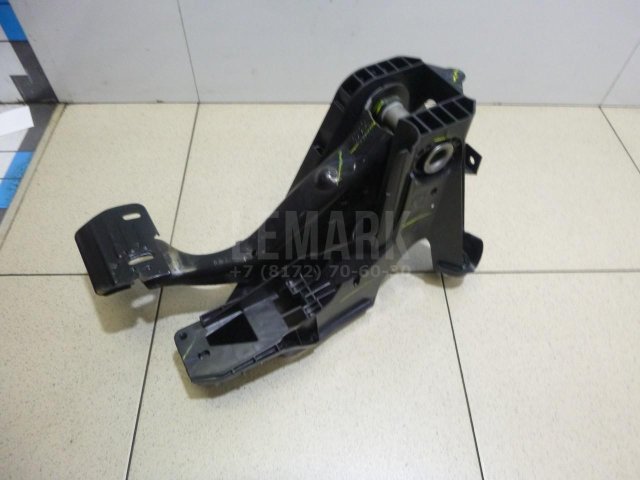 Педаль тормоза