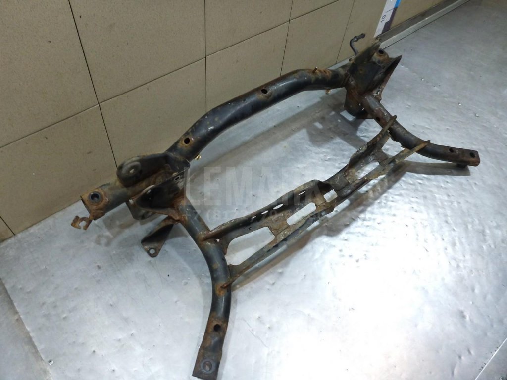 Балка задняя