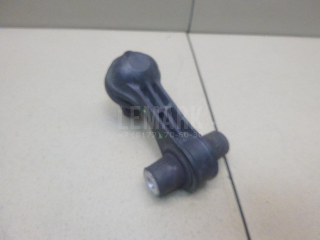 Стойка заднего стабилизатора