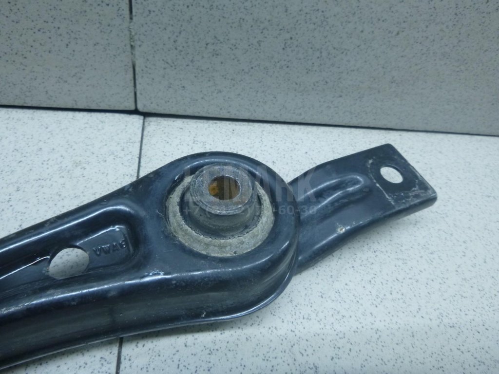 Опора двигателя задняя