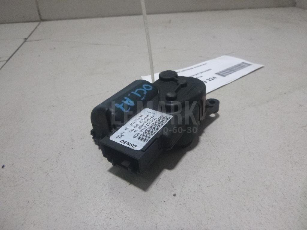 Моторчик заслонки отопителя