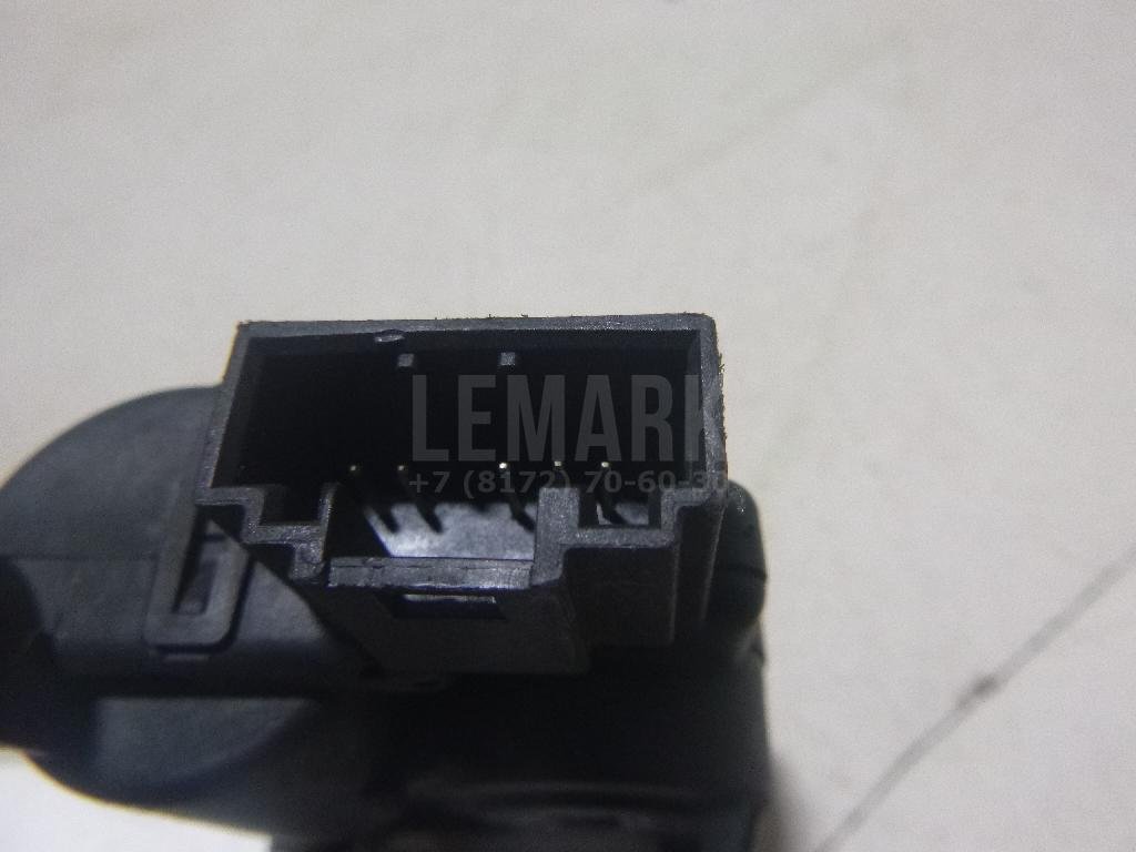 Моторчик заслонки отопителя