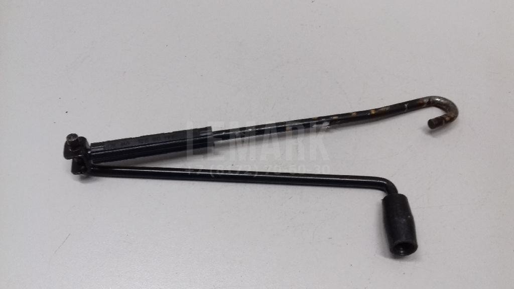 Тяга домкрата