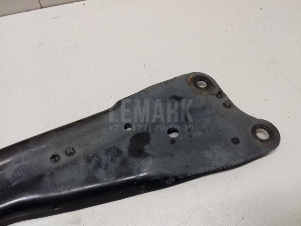 Рычаг задний продольный правый