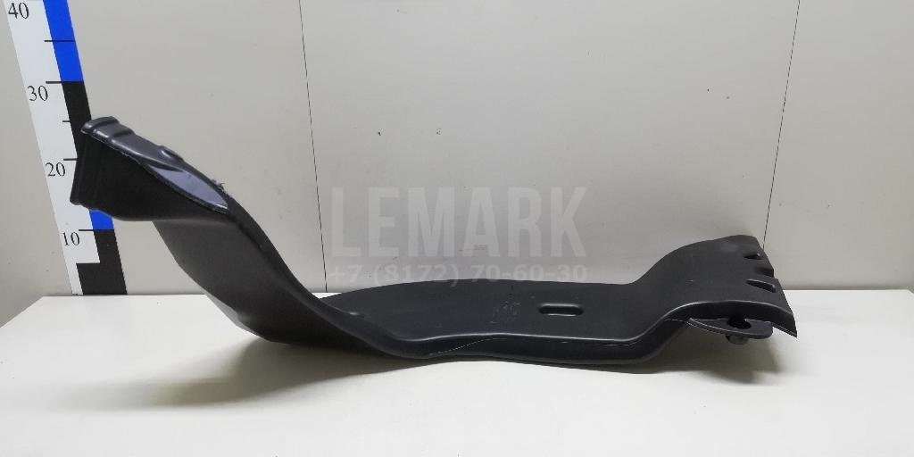 Воздуховод отопителя