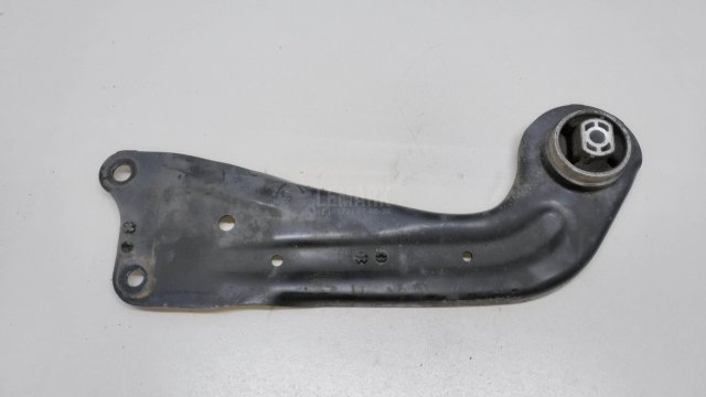 Рычаг задний продольный правый