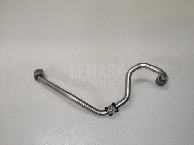 Трубка топливная