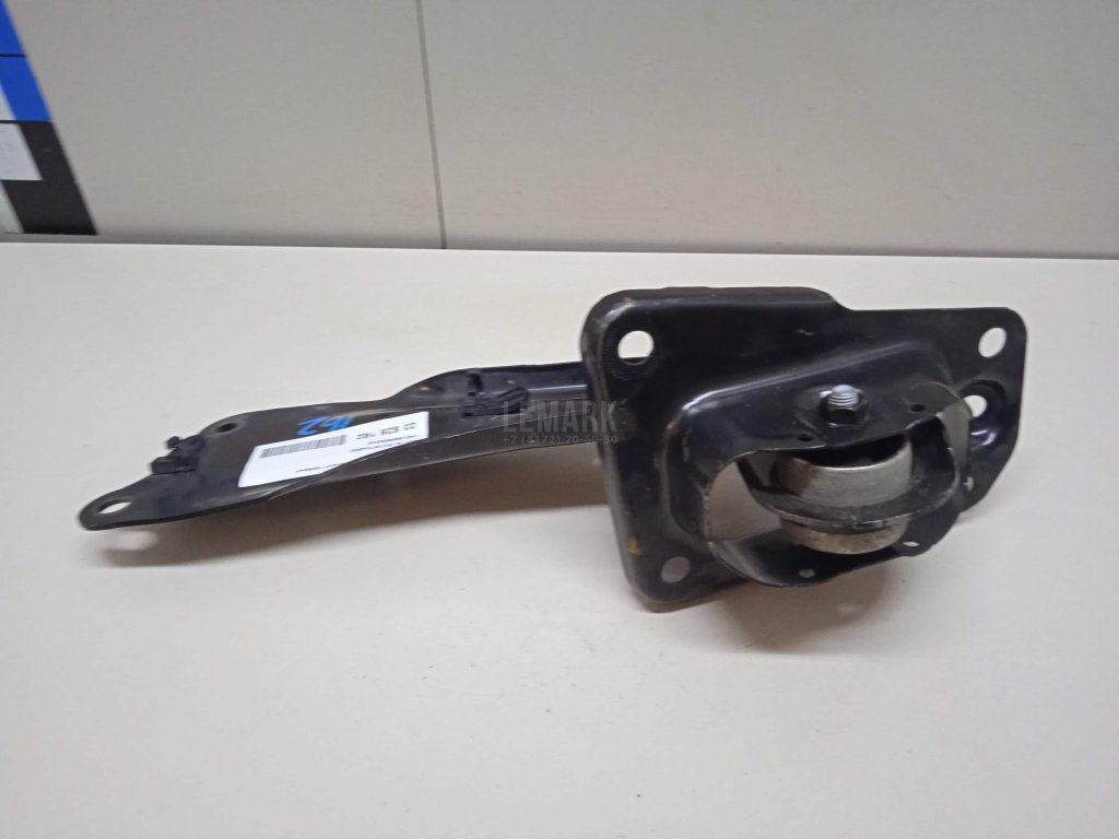 Рычаг задний продольный правый