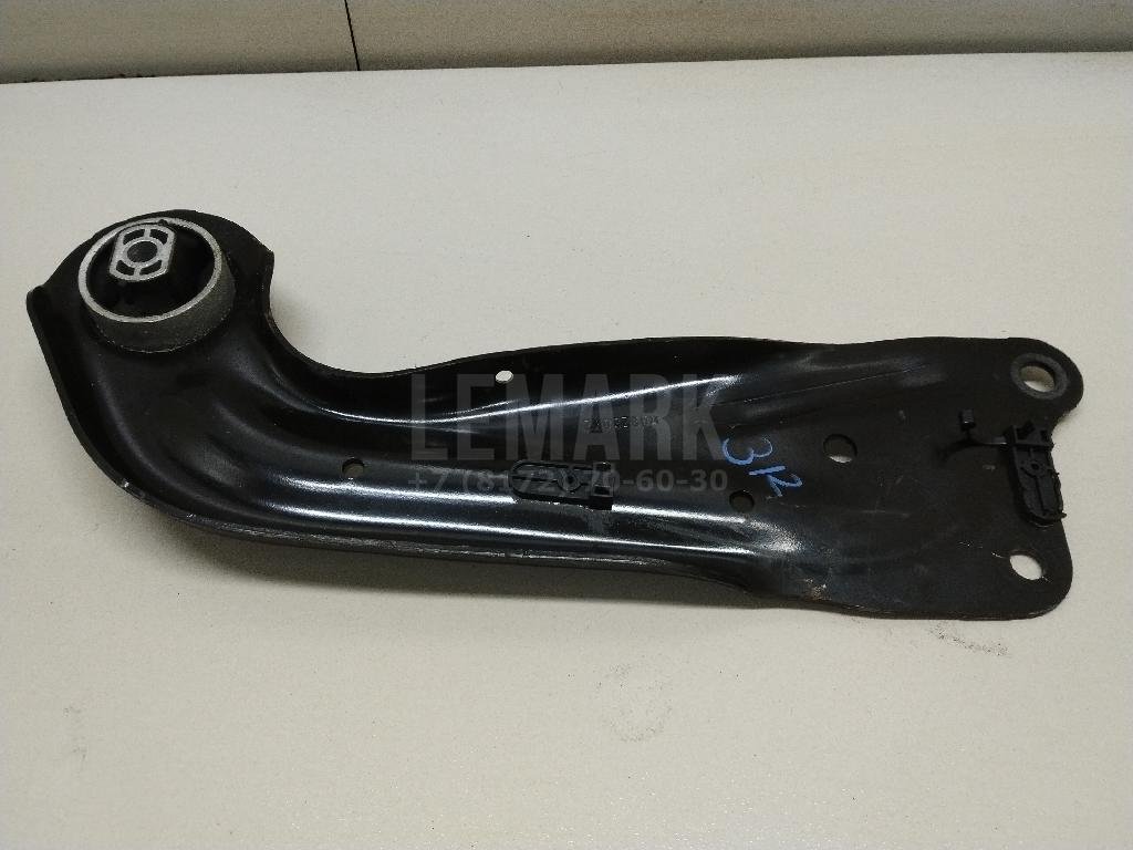 Рычаг задний продольный правый