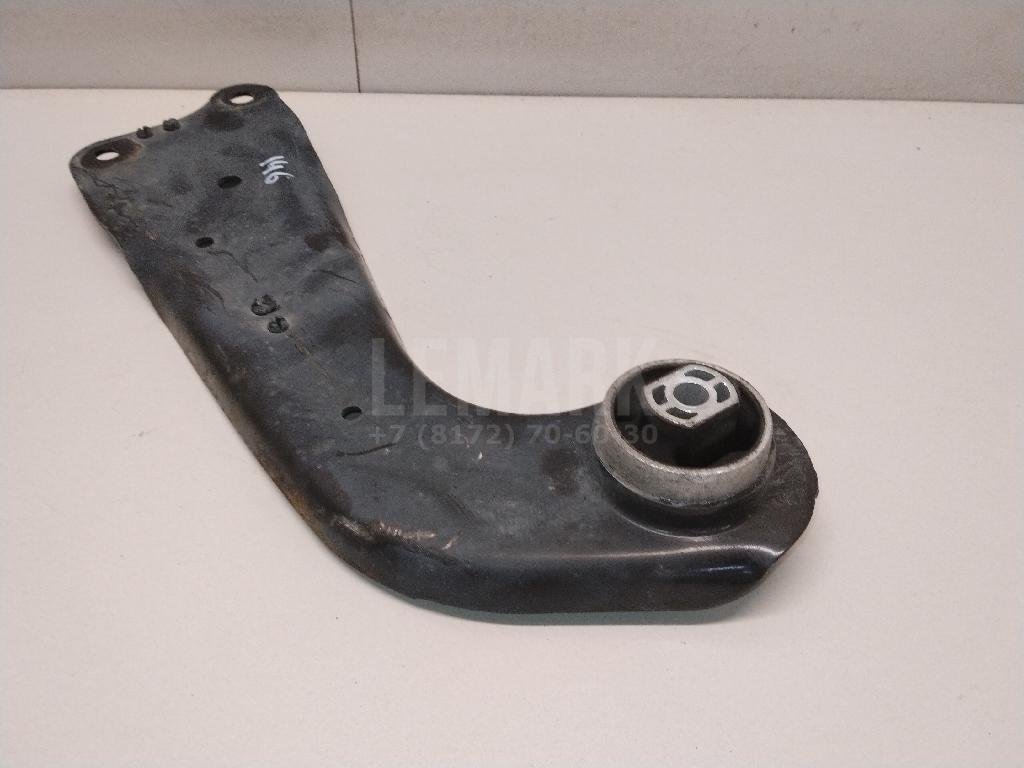 Рычаг задний продольный правый