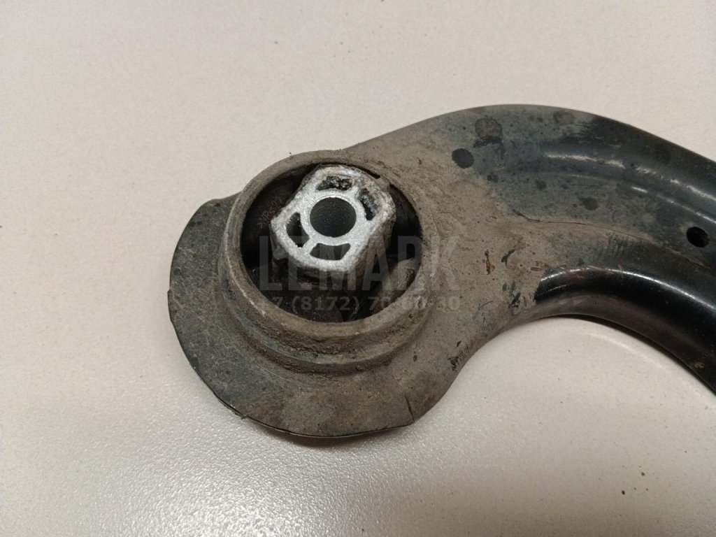 Рычаг задний продольный правый