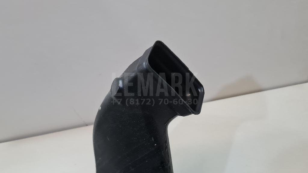 Воздуховод отопителя