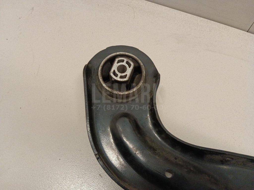 Рычаг задний продольный правый