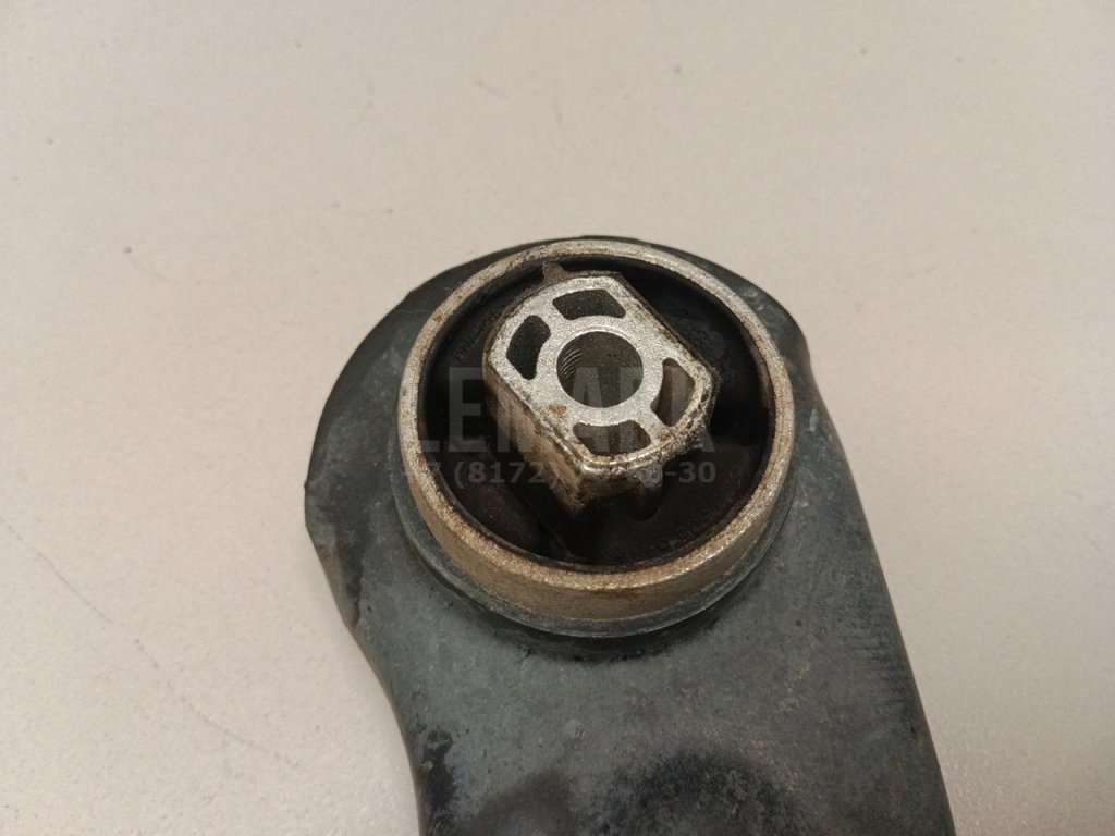 Рычаг задний продольный правый