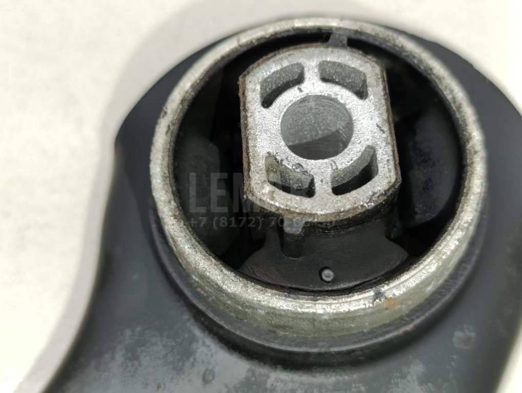 Рычаг задний продольный правый