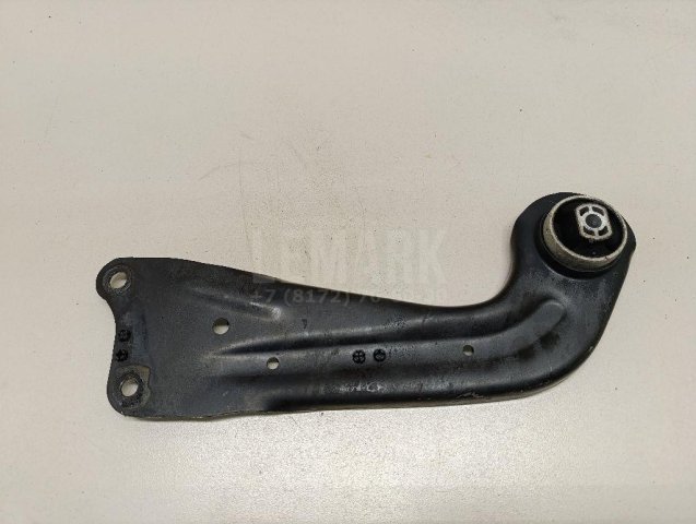 Рычаг задний продольный правый